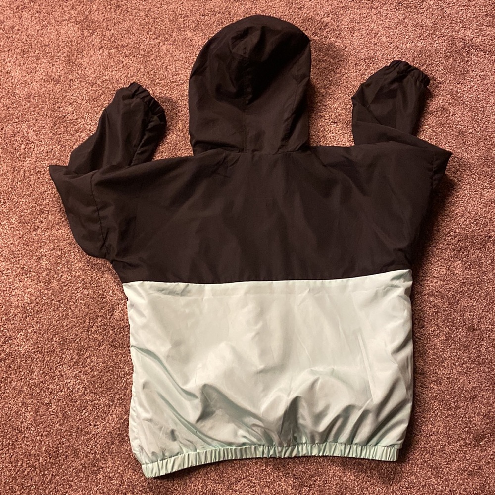 Windbreaker - Picture 2 of 2
